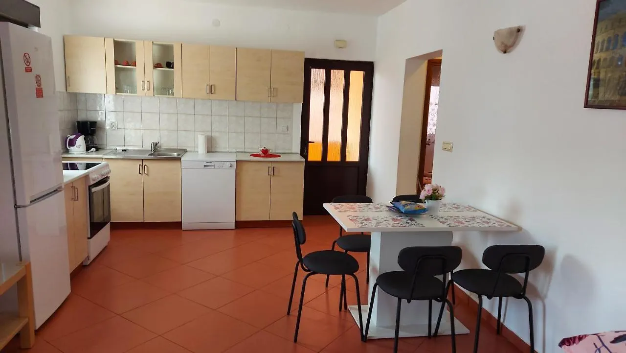 Apartman Porat Apartment Pula